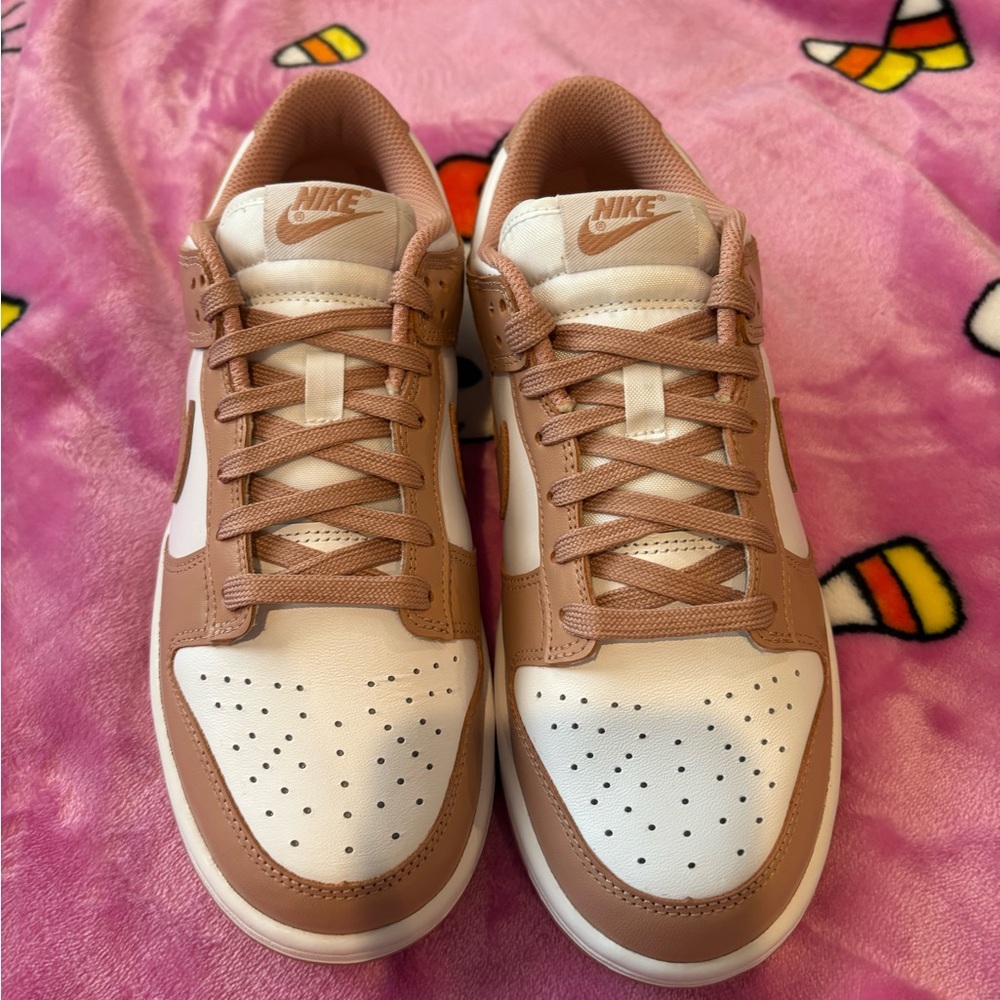 Rose Nike dunks